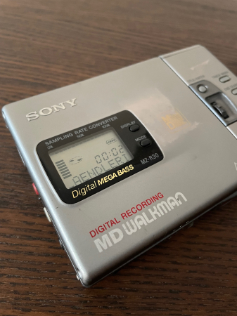 MiniDisc player & recorder Sony MZ-R30 [7]