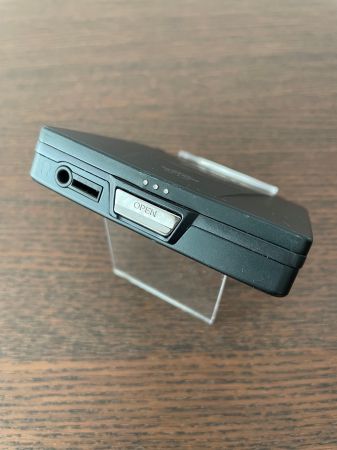 MiniDisc player Sony MZ-E32 [7]
