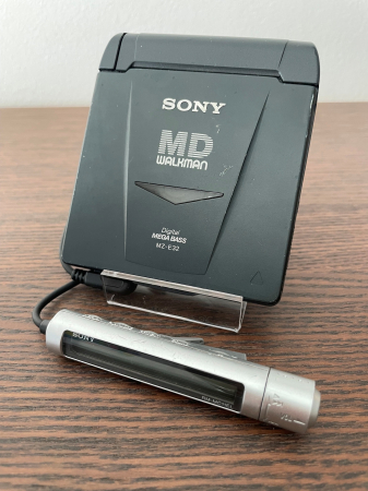Echipamente Audio - MiniDisc player Sony MZ-E32