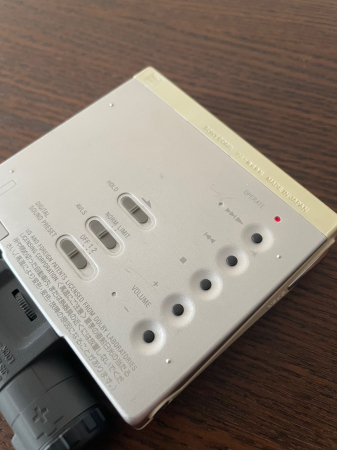 MiniDisc player Sony MZ-E75 [4]