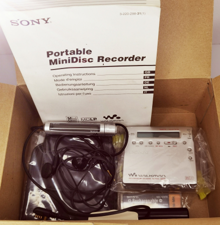 MiniDisc player & recorder Sony MZ-R900 (boxed) [4]