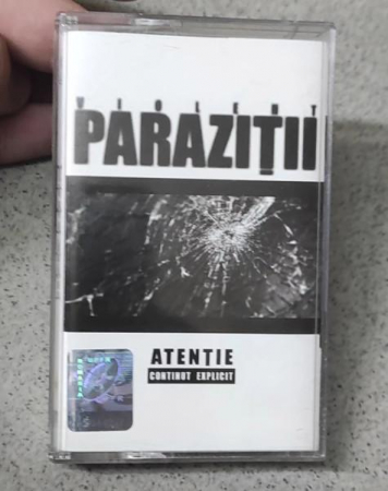 Paraziții - Violent , (Casetă Audio) [1]