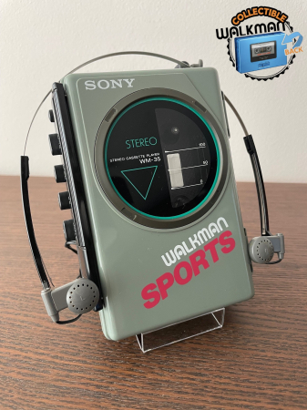 Walkman - Tape player Sony WM-35 Sports (Boxed & Collectible)