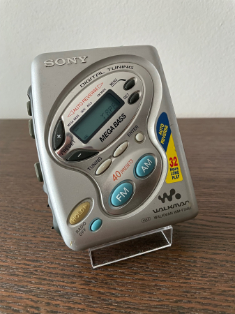Walkman - Tape / Radio player Sony WM-FX481
