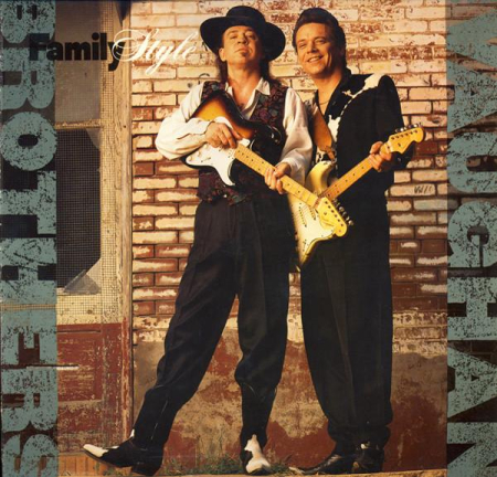 Cd-uri - The Vaughan Brothers - Family Style (CD)