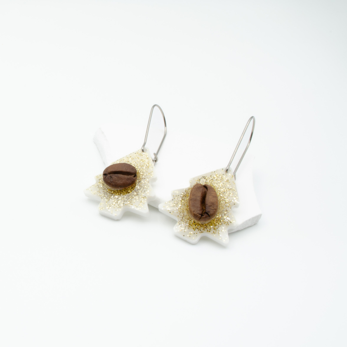 Cercei in forma de brad decorat cu bob de cafea si glitter galben [4]