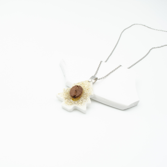 Colier in forma de Brad de Craciun cu bob de cafea si glitter gold [6]