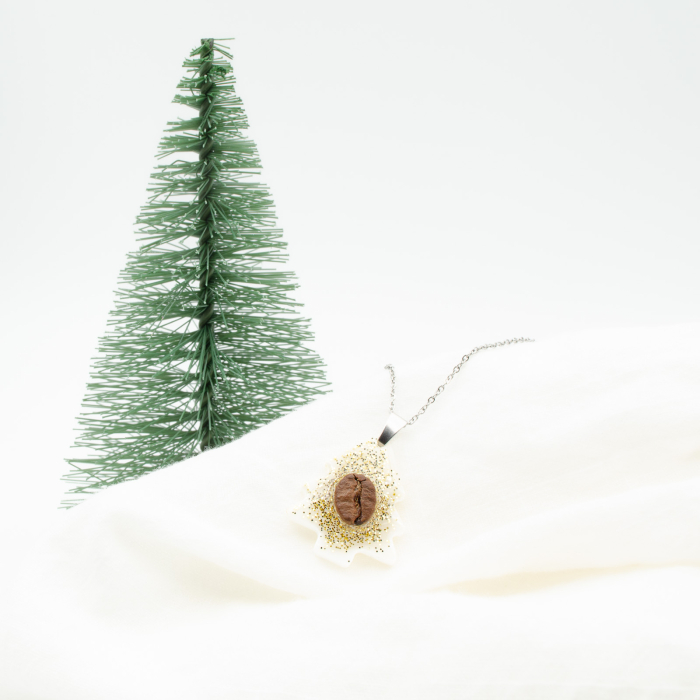 Colier in forma de Brad de Craciun cu bob de cafea si glitter gold [2]