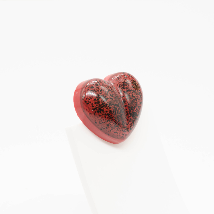 Broșă pin CoffeeDose inimă roșie cu zaț de cafea Bean Bling [3]