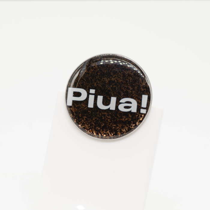 Mărțișor "Piua" pe fundal 'ScuZaț [8]