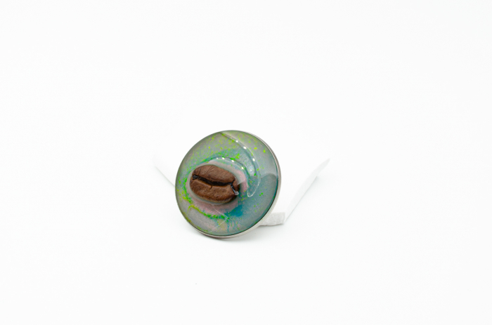 Broșă Pin cu bob de cafea pe fundal "Galaxy" [3]