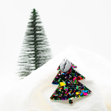 brosa-pin-brad-craciun-multicolor-bob-cafea [2]