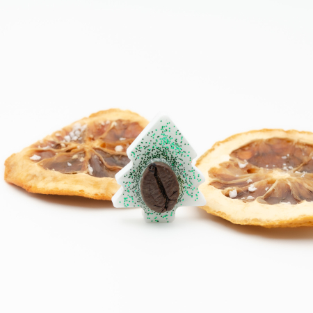 Brosa pin Brad de Craciun decorat cu bob de cafea si glitter verde [2]