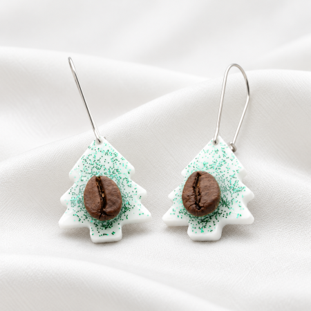 Bijuterii cu tematică de Crăciun - Cercei in forma de brad decorat cu bob de cafea si glitter verde