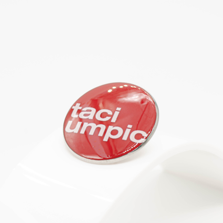 COLECȚIA Jewelry in a CUP - Pin "taci umpic" Roșu