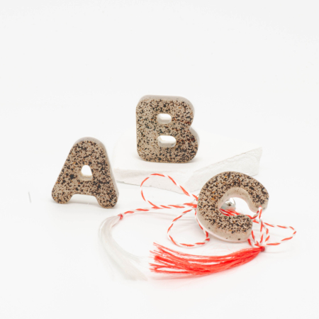 MĂRȚIȘOARE - Mărțișor Inițială cu zaț de cafea