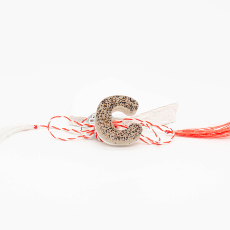 Mărțișor Inițială cu zaț de cafea [7]