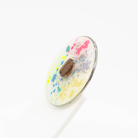 Broșă pin ColorRun rotundă cu bob de cafea și stropi de culoare Bean Bling [2]