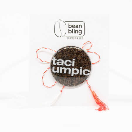 MĂRȚIȘOARE - Mărțișor "taci umpic" pe fundal 'ScuZaț