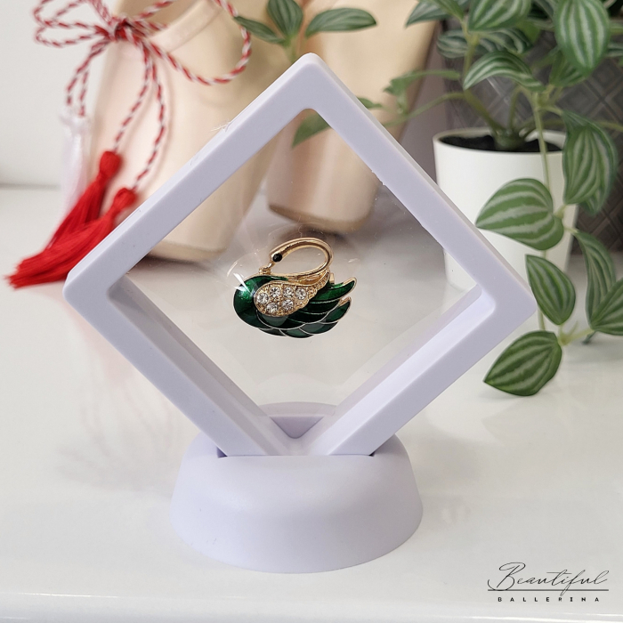 Brosa Martisor - in forma de lebada cu pietre albe [3]