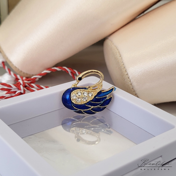 Brosa Martisor - in forma de lebada cu pietre albe [2]