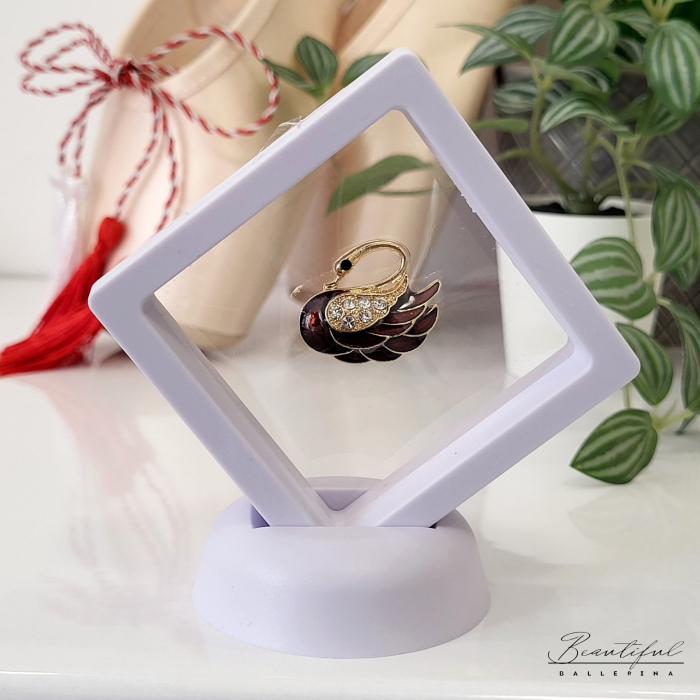 Brosa Martisor - in forma de lebada cu pietre albe [3]