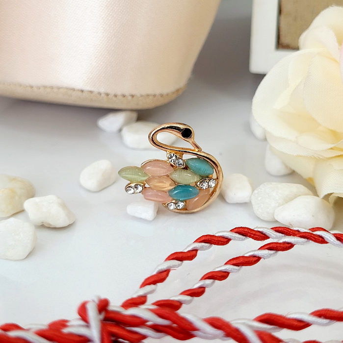 Brosa Martisor - in forma de lebada cu pietre colorate [2]