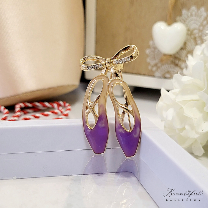 Brosa Martisor - in forma de poante, mov [2]