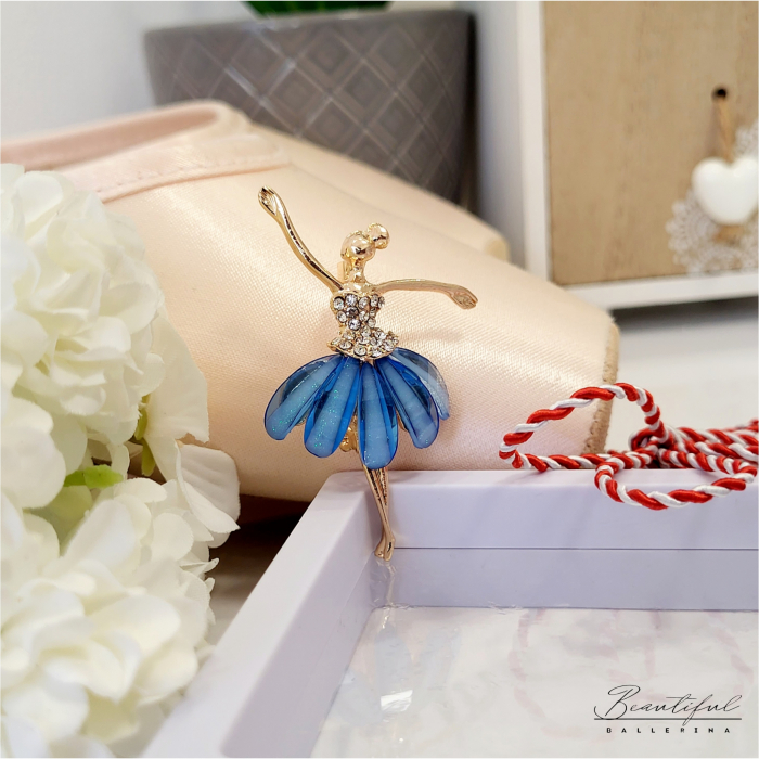 Brosa Martisor, mare - in forma de balerina cu pietre albe si petale sidefate blue pe tutu [2]