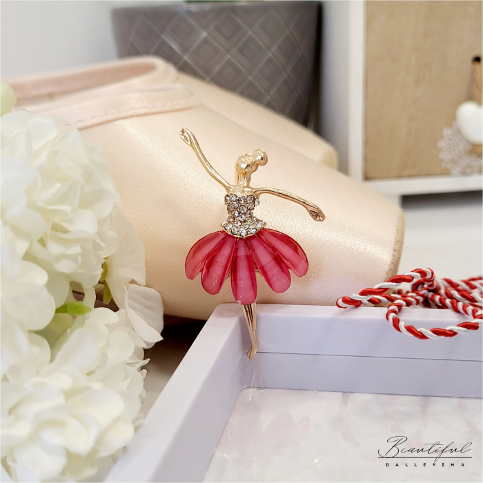 Brosa Martisor, mare - in forma de balerina cu pietre albe si petale sidefate roz pe tutu [2]