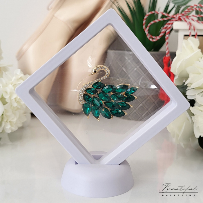 Brosa Martisor - mare, in forma de lebada cu pietre albe si verzi [3]