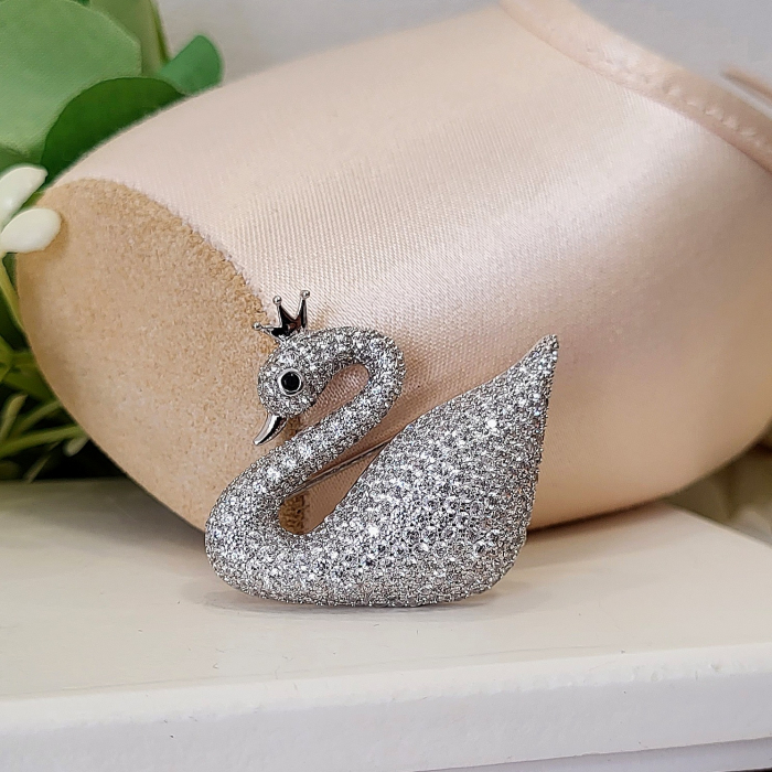 Brosa Premium - placata cu aur, in forma de lebada cu cristale Swarovski [5]