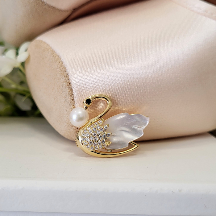 Brosa Premium - placata cu aur, in forma de lebada cu cristale Swarovski, perla naturala si opal [4]