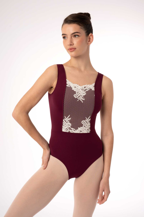 LEOTARD FABIOLA, Intermezzo [1]