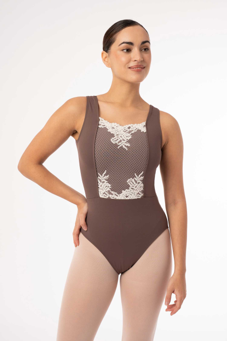 LEOTARD FABIOLA, Intermezzo [1]