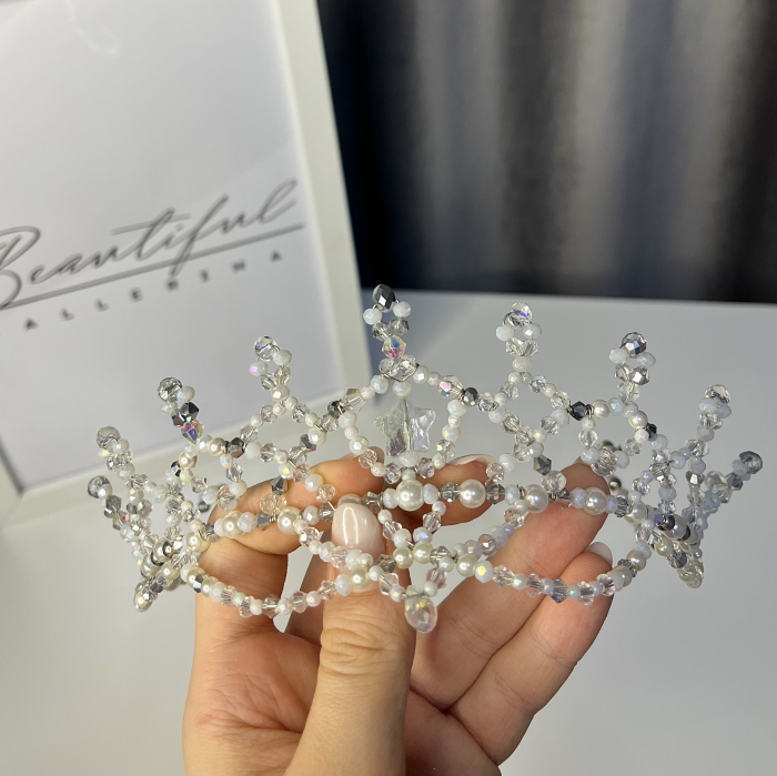 Tiara White - Snowflakes [2]