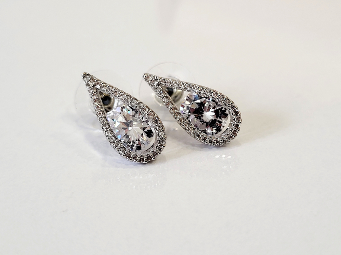 Variation Earrings - White/White [2]
