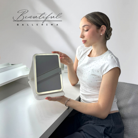 Essentials - BB LED Cosmetic Miror - Mare