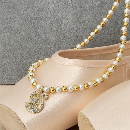 SALE - Colier - Elegance Swan - white pearl