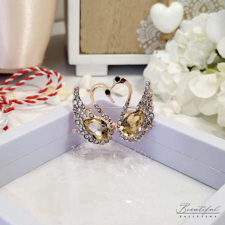 Brosa Martisor - format din doua lebede cu pietricele albe si colorate [0]