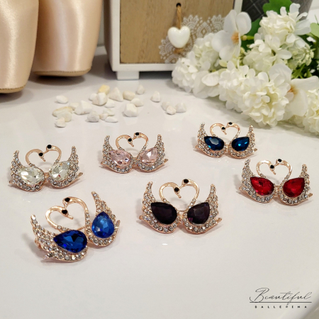 MARTIE - MARTISOR - Brosa Martisor - format din doua lebede cu pietricele albe si colorate