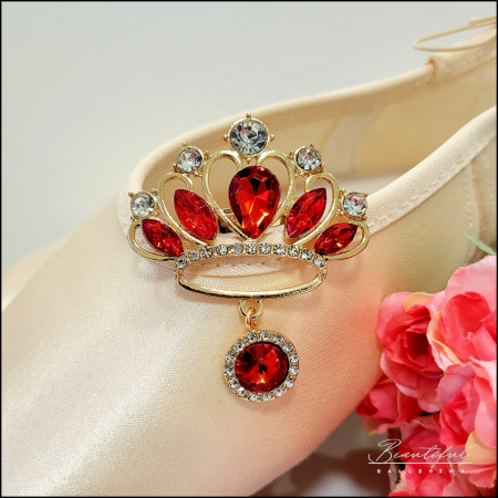 Brosa Martisor - in forma de coroana cu pietre albe si rosii. [1]