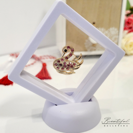 Brosa Martisor - in forma de lebada cu pietre roz [1]