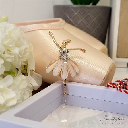 Brosa Martisor, mare - in forma de balerina cu pietre albe si petale sidefate alb/crem pe tutu [1]