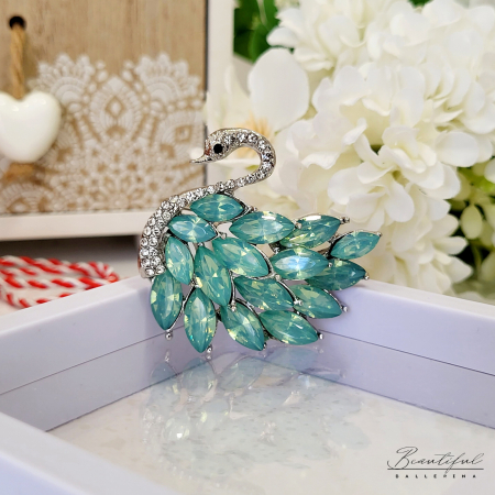 MARTIE - MARTISOR - Brosa Martisor, mare - in forma de lebada cu pietre albe si vede acvaria