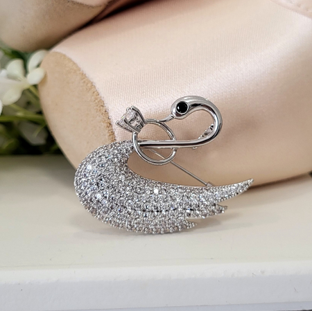 Brosa Premium - placata cu aur, in forma de lebada cu cristale Swarovski [5]