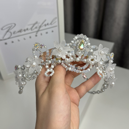 Tiara Model - Etoile - white with flowers [1]