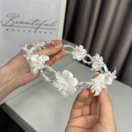 BB PRO TIARAS - Tiara - white flowers - Giselle