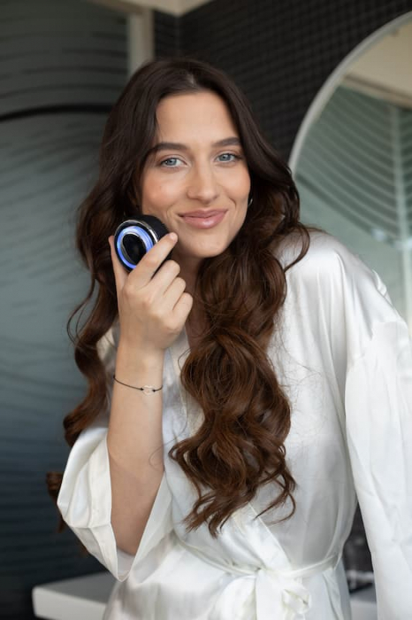 DermaGene® Face Cleaner Mini 4in1 Demachiant facial sonic cu microcurent, tratament termic și terapie cu lumină (negru) [2]