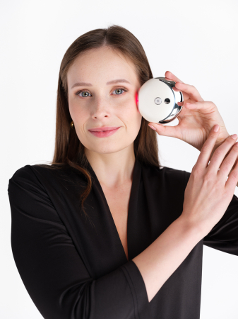 Aparat MagicLift 4 în 1 pentru lifting facial și întinerire a pielii cu radiofrecvență și EMS [2]